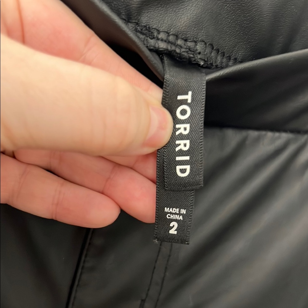 Torrid Full-Length Black Faux Leather Legging Size 2(18/20) - Picture 6 of 7